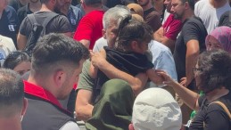 18 yıllık öğretmene son görev: Çocuklarının bakışı yürekleri dağladı