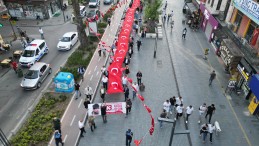 İzmit’te Kurtuluş Korteji coşkusu: Renkli görüntülere sahne oldu
