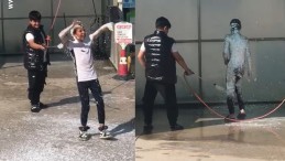 İzmit’te ilginç anlar: Sıcaktan bunalan çocuklar böyle eğlendi