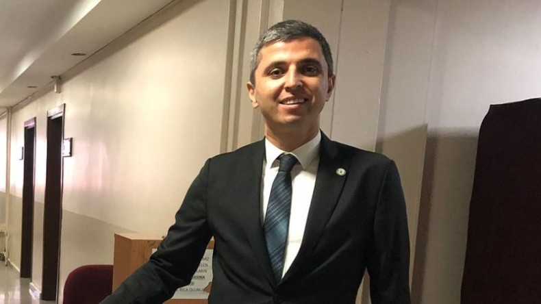 Kocaeli Baro Başkanı Mehmet Gül’den flaş karar