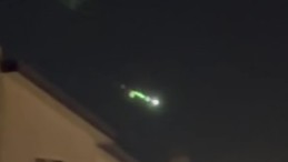 Meteor mu? Roket mi? Kocaeli’de havada parlak cismi görenler şaşırdı