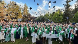 Kocaeli Sağlık ve Teknoloji Üniversitesi ilk mezunlarını verdi
