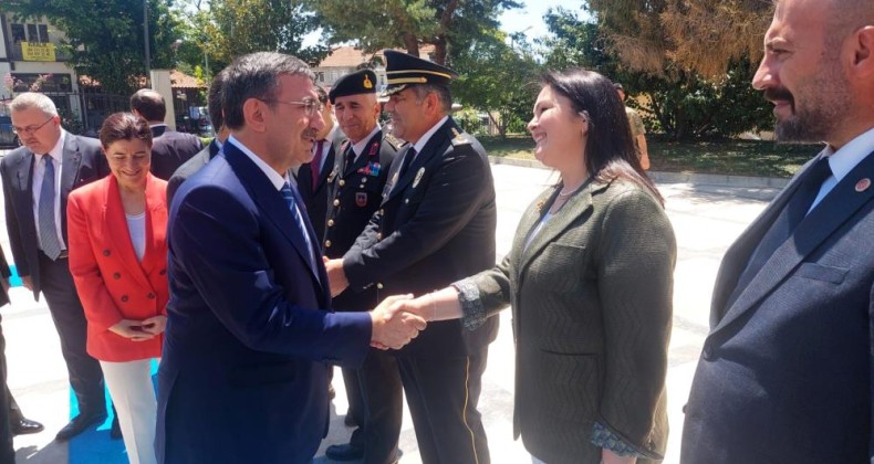 Ekonomiyi değerlendirdi, enflasyon için tarih verdi