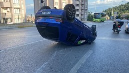 Otomobil takla attı: 1’i bebek 3 yaralı