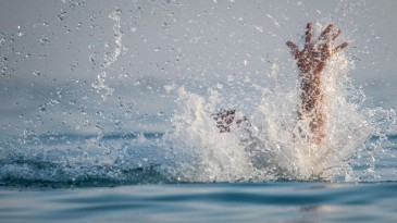 Oğluyla denize giren babadan acı haber