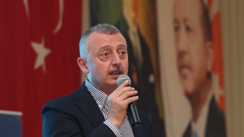 Başkan HALK TV’ye seslendi: ‘Ekrem Bey’i yazın, yazamazsınız’