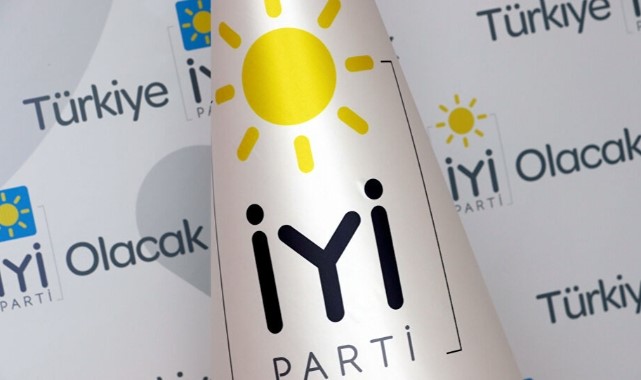 İYİ Parti’de şok istifa