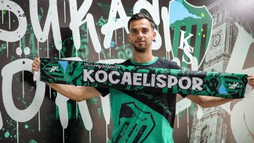 Kocaelispor’dan flaş hamle: Ve 2 yıllık sözleşme imzalandı