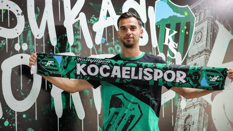 Kocaelispor’dan flaş hamle: Ve 2 yıllık sözleşme imzalandı