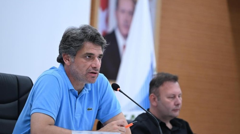 Kocaman Muhtarlarla ‘Kartepe zirvesi’ yaptı: Başkan neler dedi…