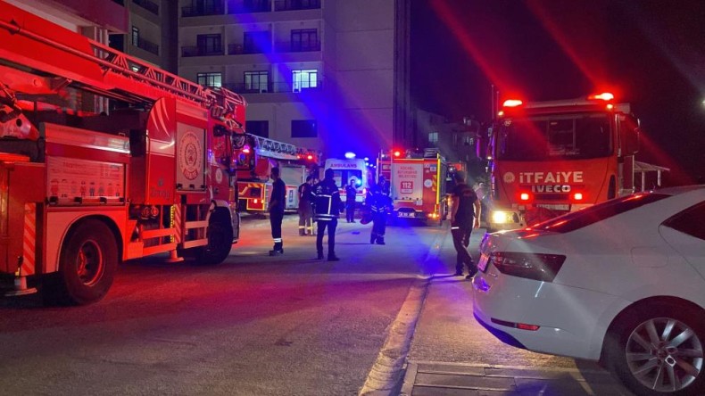 Huzurevinde yangın paniği: Olay yerinden ilk görüntüler…