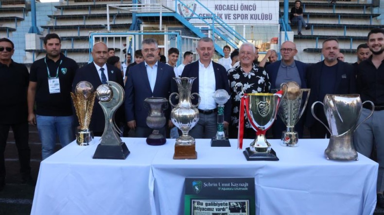 Kocaelispor 25. yılında depremi hatırlattı: Tahir Büyükakın, Sefa Sirmen…