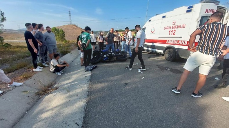 Feci motosiklet kazası: Genç kız metrelerce sürüklendi