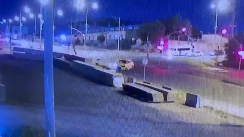 Ticari taksi ile motosiklet kavşakta çarpıştı: 1 ölü, 1 yaralı