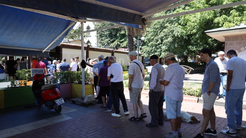 İzmit’te on numara hizmet: Vatandaşlar övgü yağdırdı