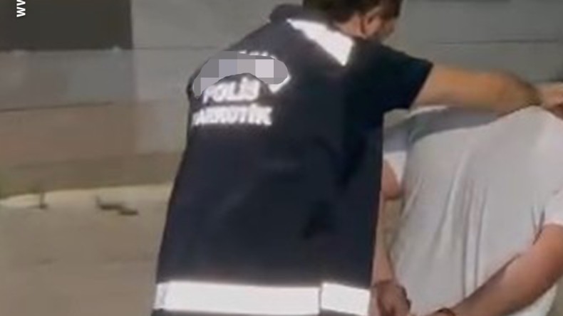 Midesindeki kapsüller patlayınca hayatını kaybetti