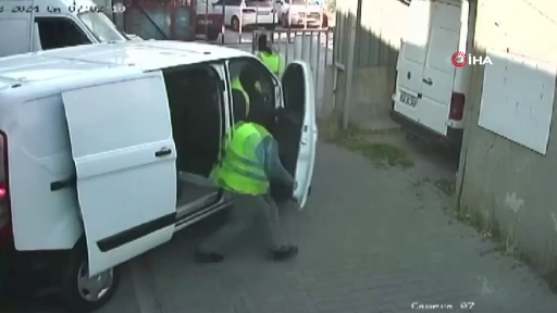 3,5 milyon liralık hırsızlık yapan zanlılar kamerada