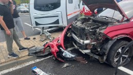 Hastane otoparkında kaza