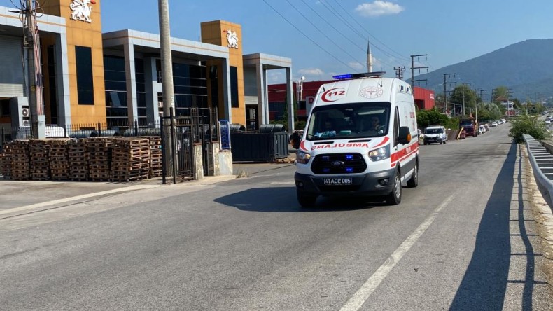 Fabrikada 4 işçi doğal gazdan zehirlendi, hastanelik oldu