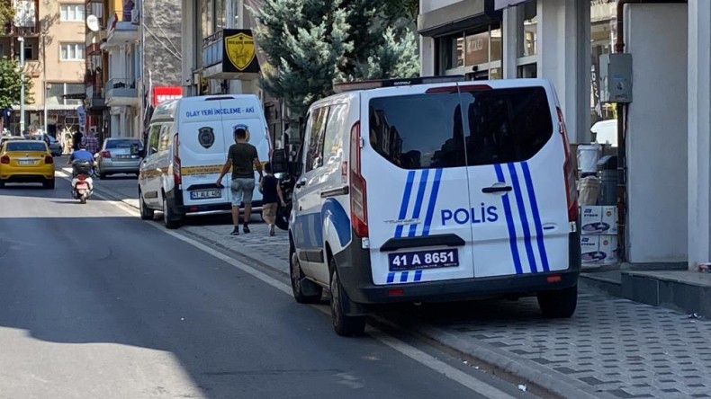 Kapı açılmayınca, hayatını kaybettiği anlaşıldı