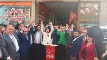 İYİ Parti’den istifa etti, CHP’ye katıldı