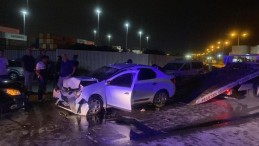 Virajı alamayan otomobil karşı şeride geçti: 5 yaralı