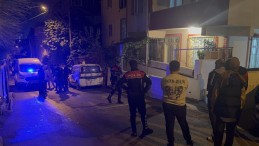 Eski nişanlısının evini silahla bastı: Babasıyla hastanelik oldu