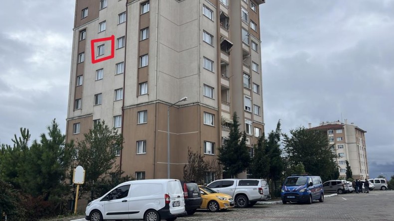 İzmit Akpınar’da pencereden düşen yaşlı adam hayatını kaybetti