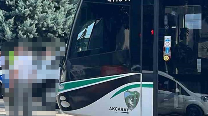 Halkevi’nde tramvay kazası: Yolcular panik yaşadı