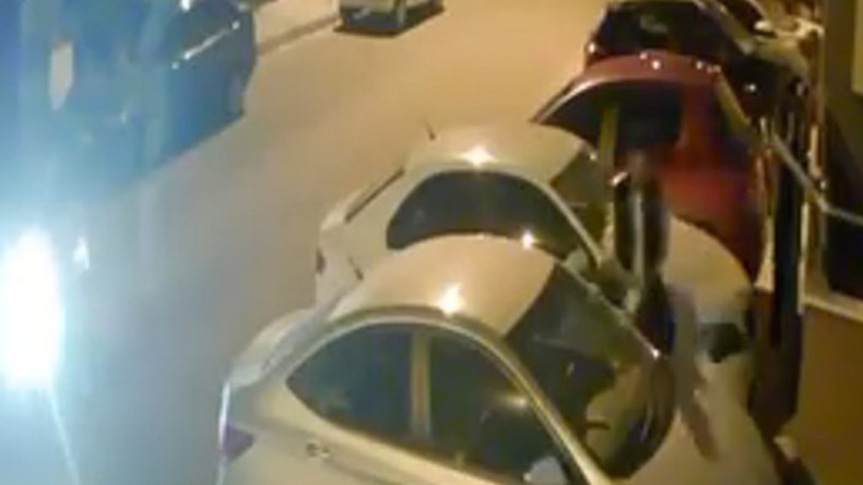 Balkonda kurumaya bırakılan kıyafetler böyle çalındı