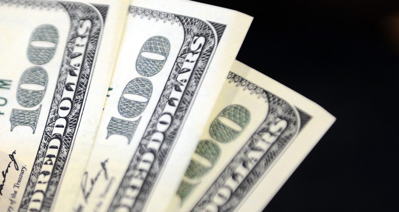 FED faizi 50 baz puan indirdi