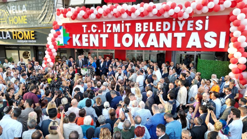 Paşa Kent Lokantası resmen açıldı, askıda yemek uygulaması da başladı