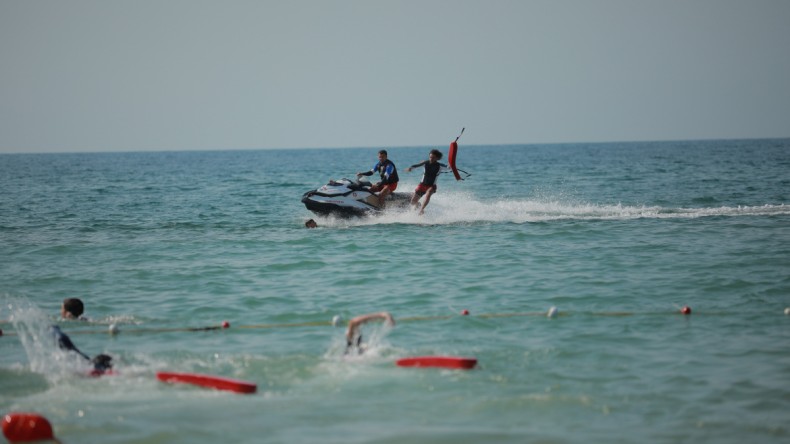 Denizde boğulma tehlikesi geçiren gençten acı haber