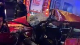 İzmit’te feci kaza: Ölü ve yaralılar var