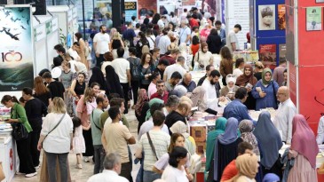 Hedef 1 milyon ziyaretçi: Dev ekranlar kuruldu