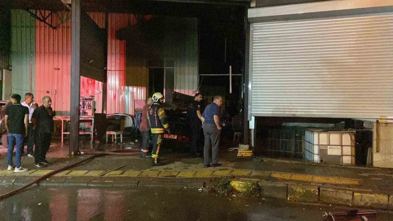 Otomobilde yapılan oksijen kaynağı yangına sebep oldu