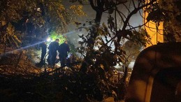 Yaşlı kadın oturduğu binanın bahçesinde ölü bulundu