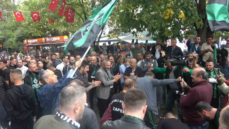 Kocaelispor sahaya inmiş!