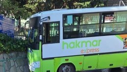 İzmit Tavşantepe’de kaza: Araç duvara çarptı