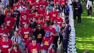 7’den 70’e binlerce kişi Cumhuriyet için koştu