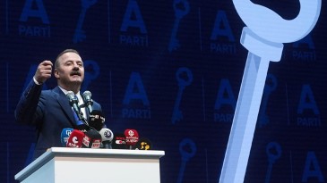 Ağıralioğlu’nun listesinde ‘Büyük Birlik’ damgası