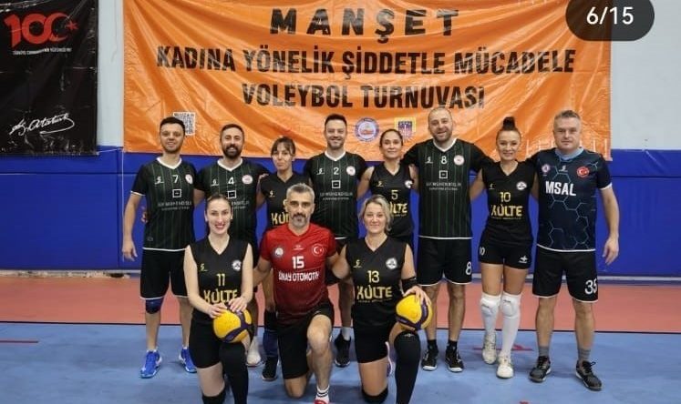 Kadın hakeme hakaretten ceza aldı, Kadına Şiddetle Mücadele maçında oynayacak