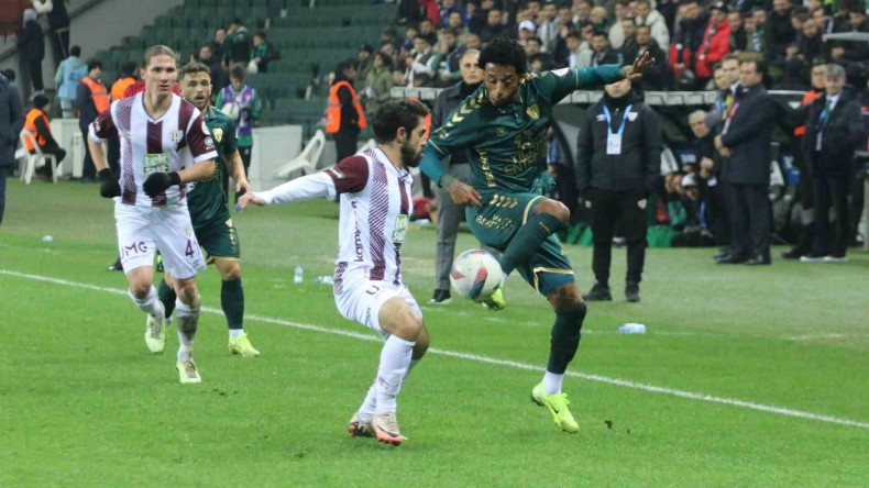 Kocaelispor 90+4’te liderliği geri aldı: Maç sonucu: 2-2