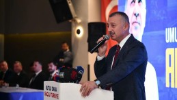 Büyükakın,ilk kez böyleydi: İmamoğlu’na fena yüklendi