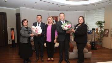 6 ayları doldu, İzmit Belediyesi’ne yeni başkan yardımcıları geldi