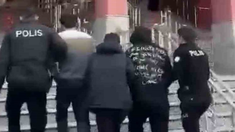 Giyim eşyası çalan hırsızlar tutuklandı