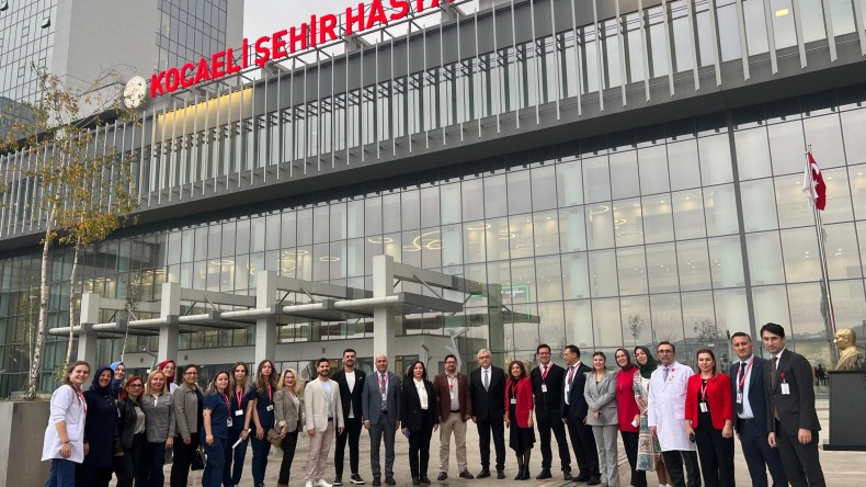 Kocaeli Şehir Hastanesi, “Anne Dostu Hastane” unvanını aldı