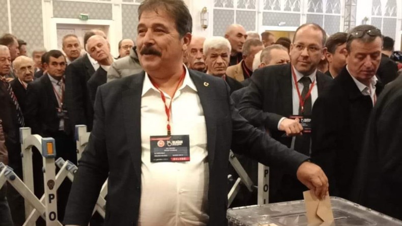 Fevzi Canbaz Demokrat Parti’ye geri döndü, MKYK listesine girdi