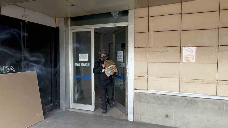 Arasta Park AVM’de kuryelere asansör yasağı iddiası