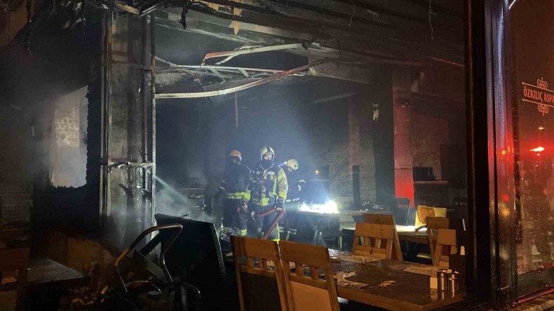 İzmit’te ünlü restoranda yangın